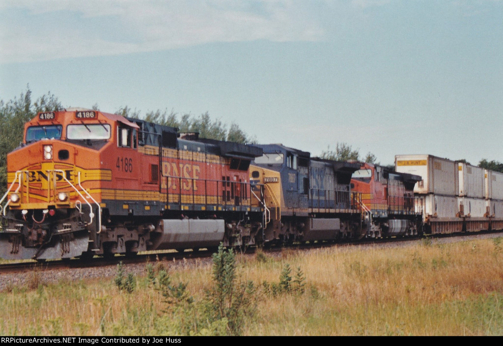 BNSF 4186 East